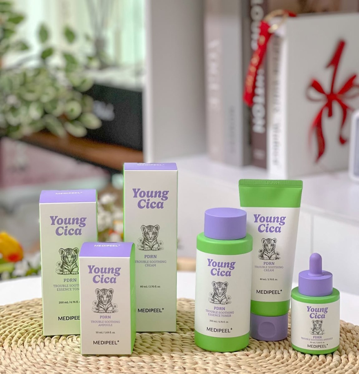 MEDI-PEEL Young Cica PDRN Trouble Soothing Essence Toner 200 ml